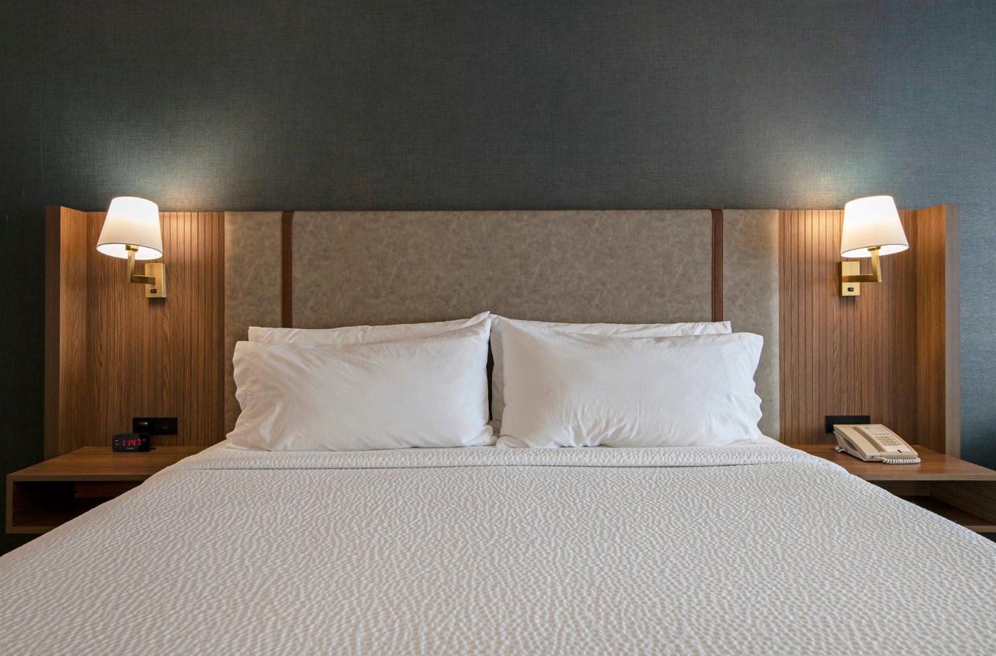Holiday Inn Hotel And Suites-Kamloops By Ihg Kültér fotó