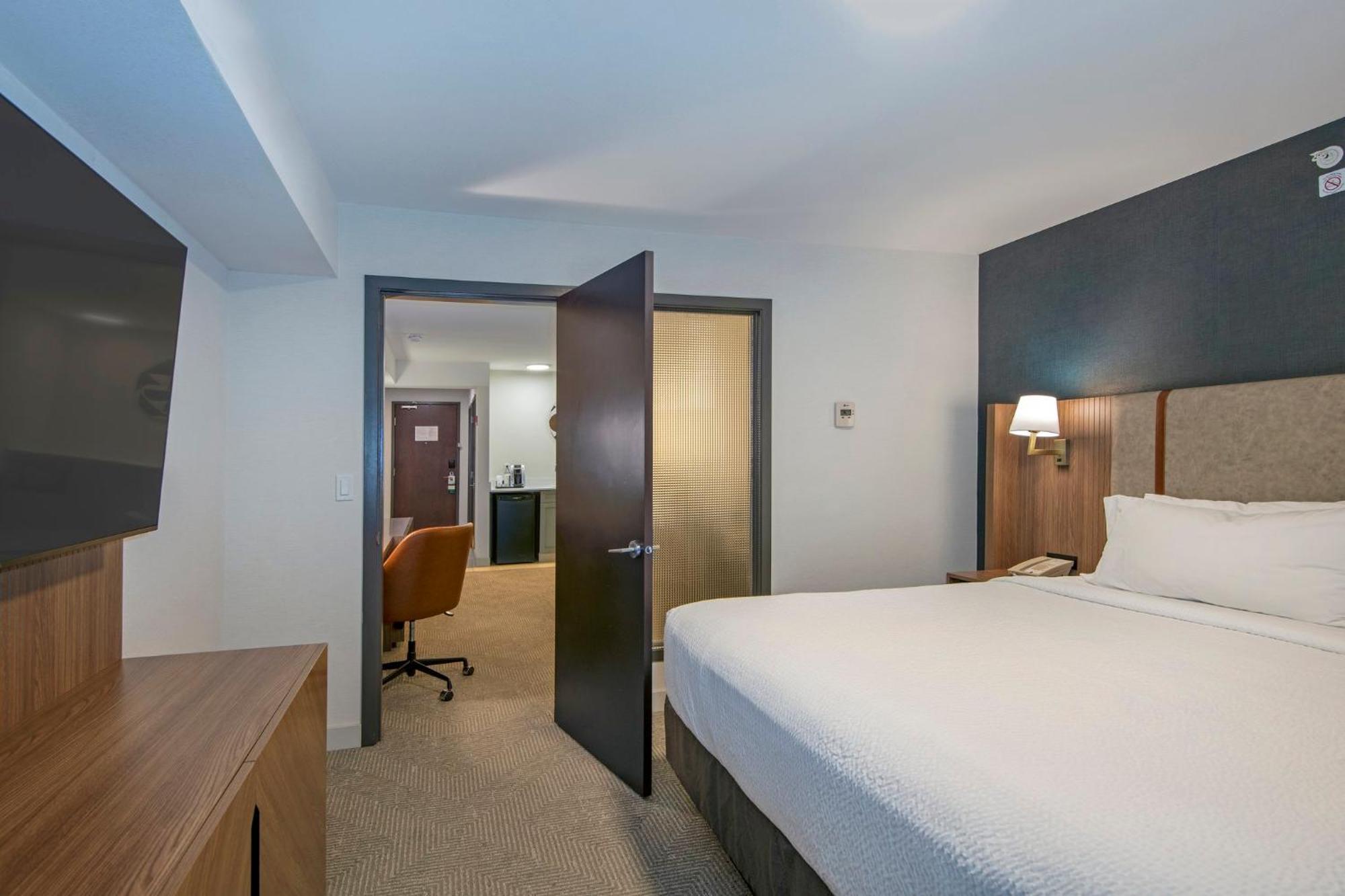Holiday Inn Hotel And Suites-Kamloops By Ihg Kültér fotó