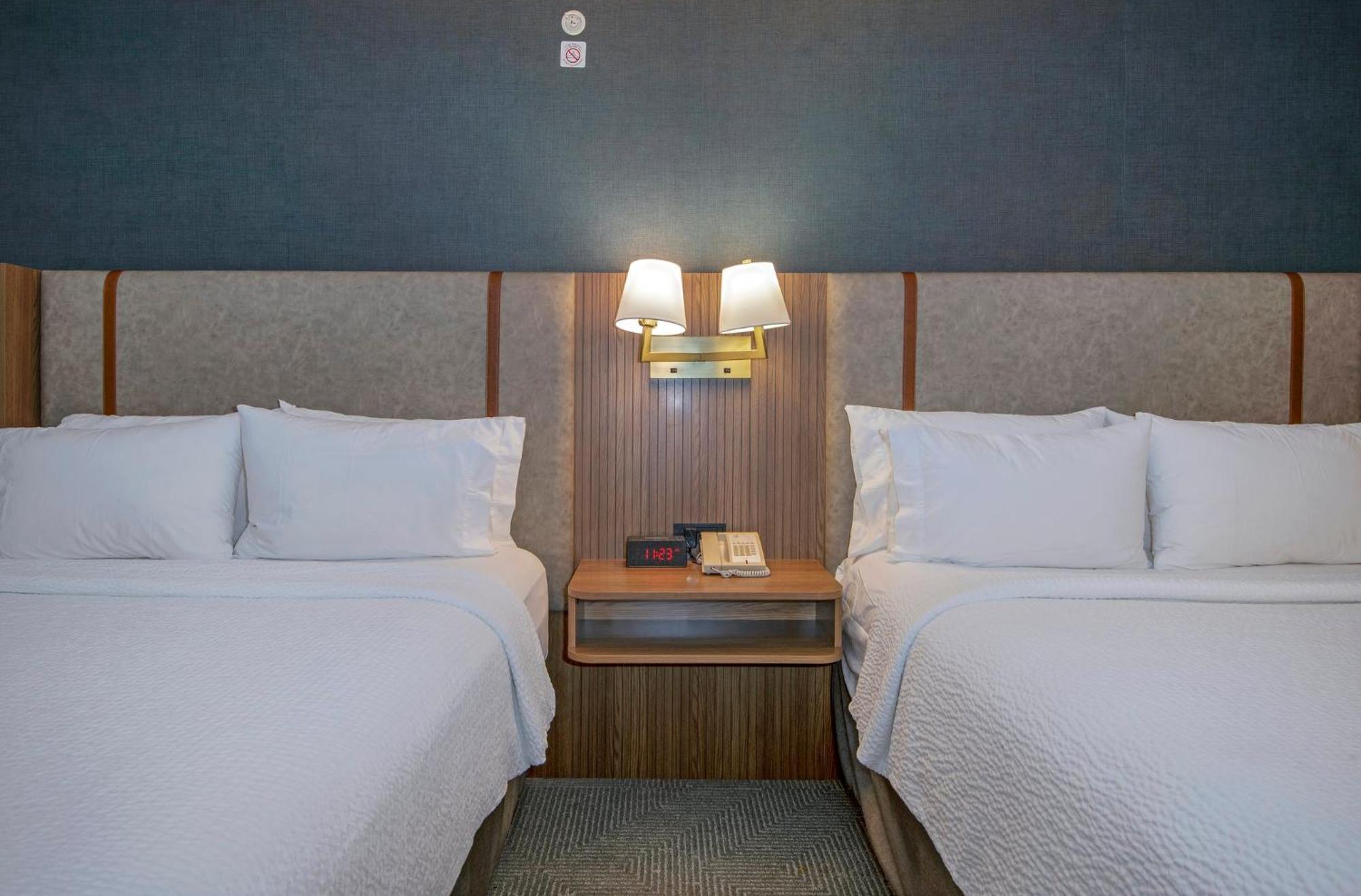 Holiday Inn Hotel And Suites-Kamloops By Ihg Kültér fotó