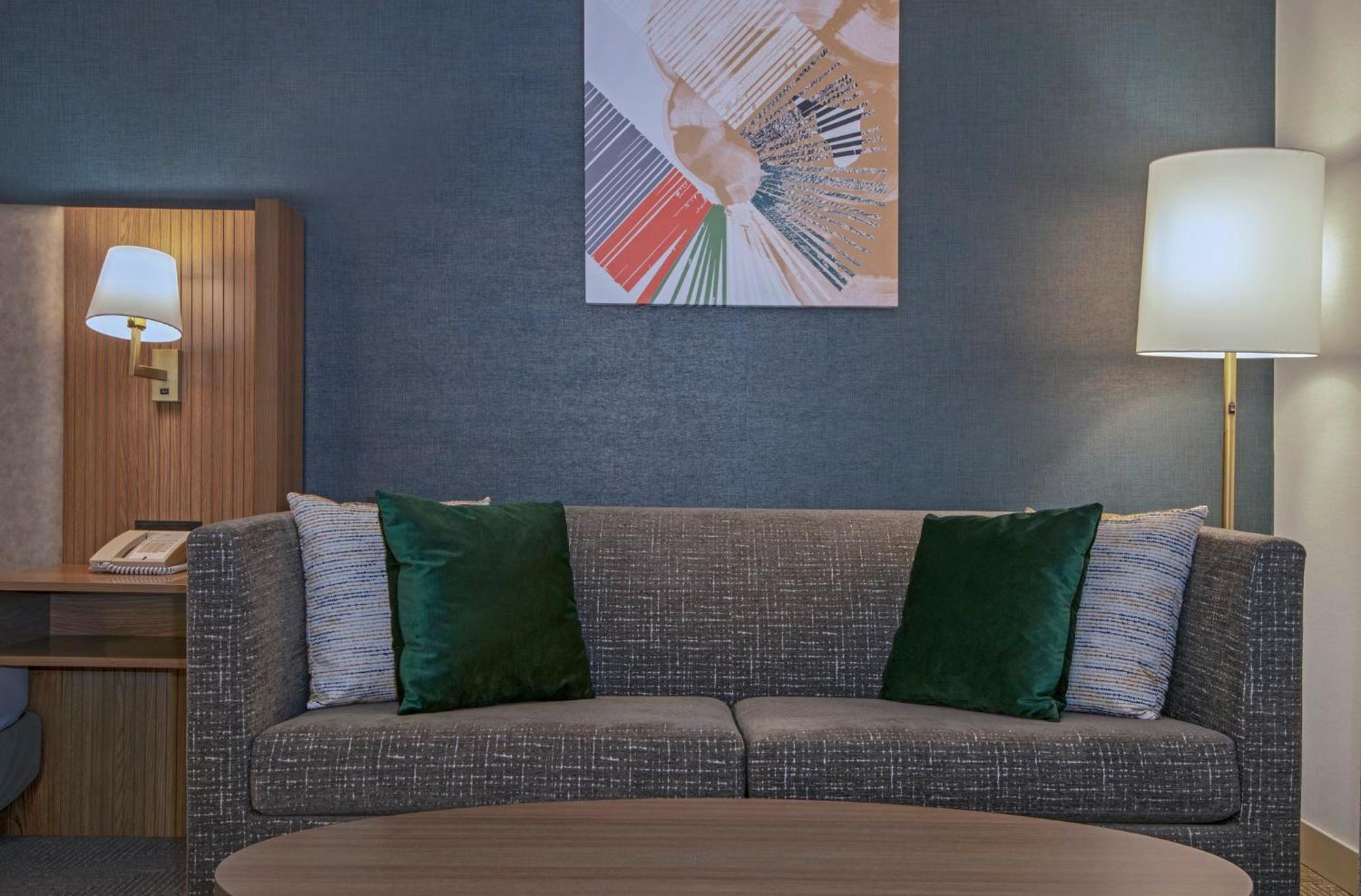 Holiday Inn Hotel And Suites-Kamloops By Ihg Kültér fotó